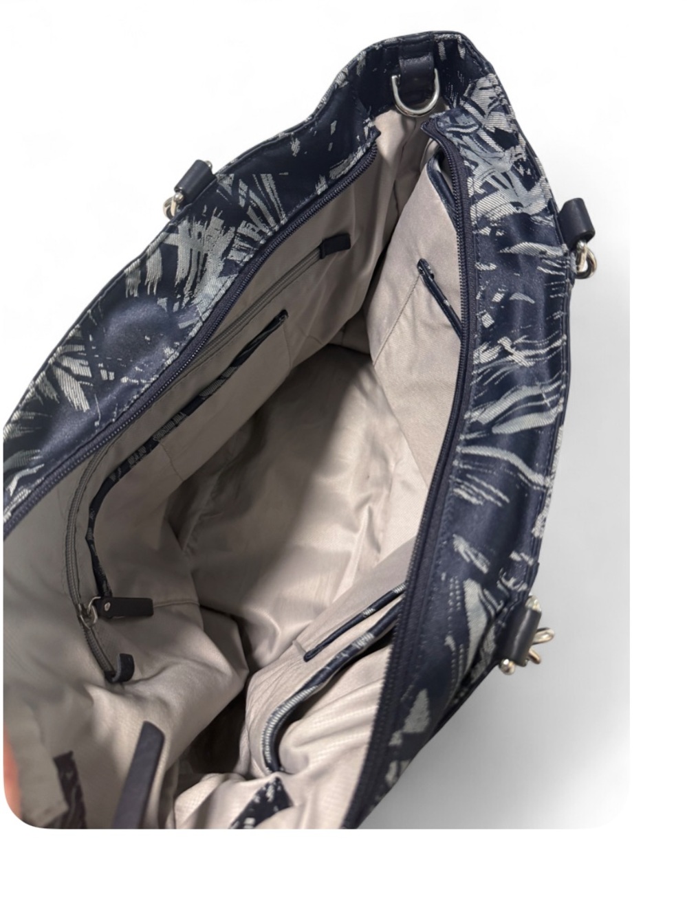 TUMI - Voyageur Torun Tote - Blue Palm Print - Picture 6 of 7